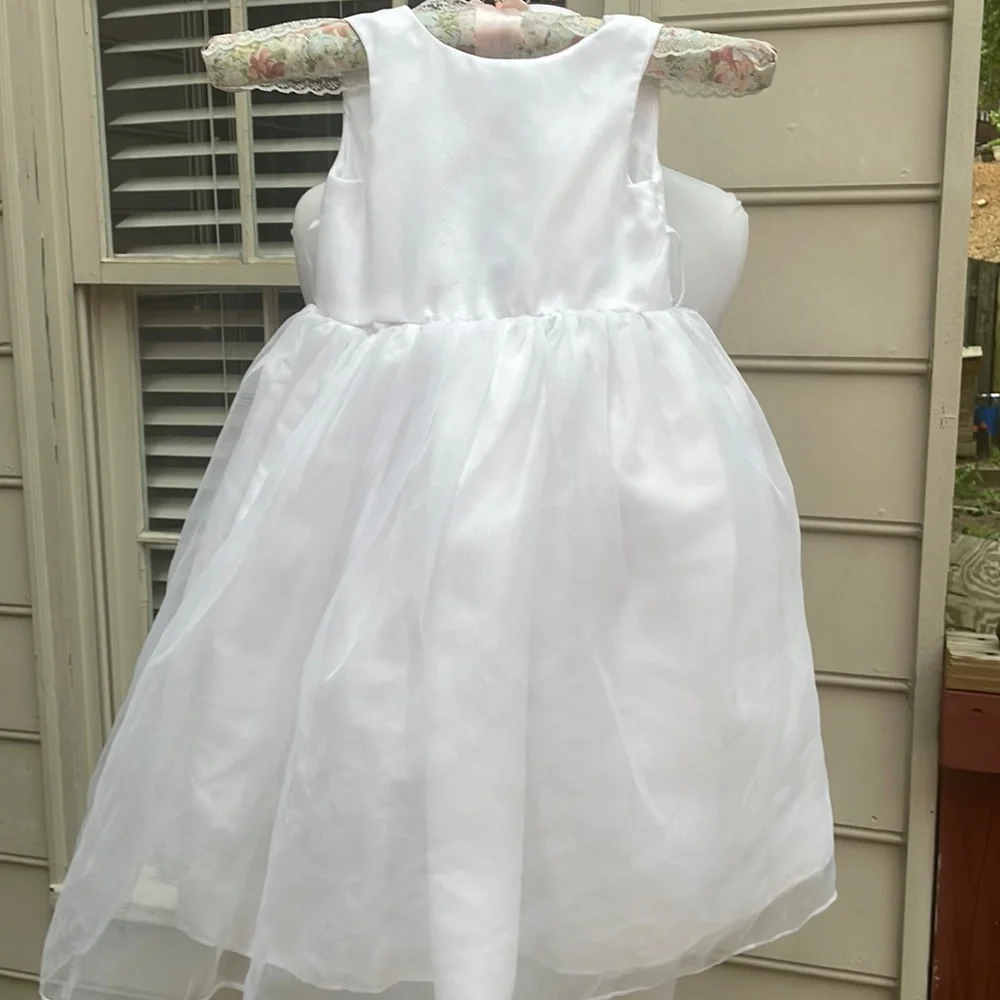David's Bridal White Flower Girl Dress Size 2T - Picture 2 of 15